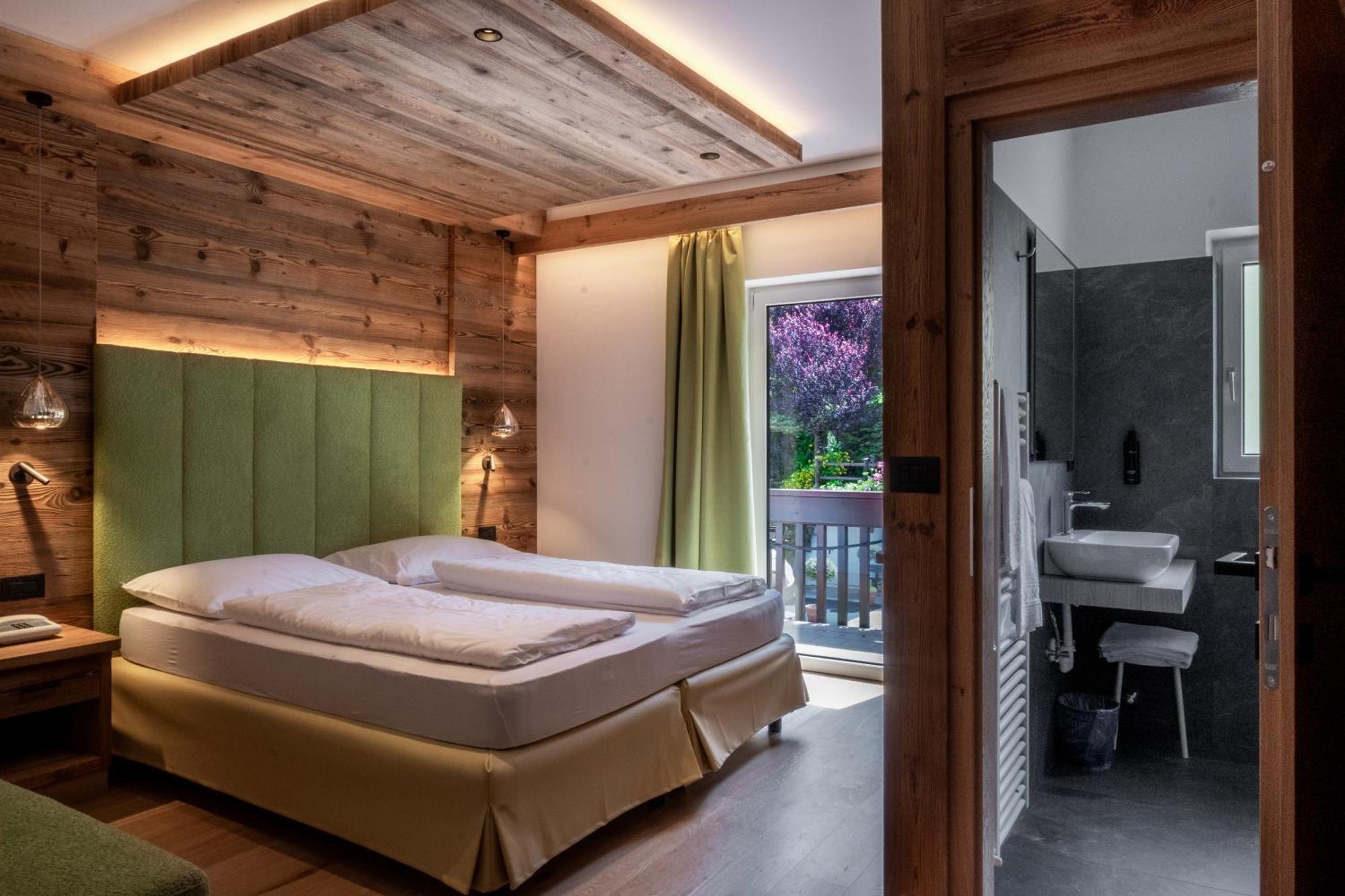 Belvedere Dolomites Flower Hotel Моэна Экстерьер фото